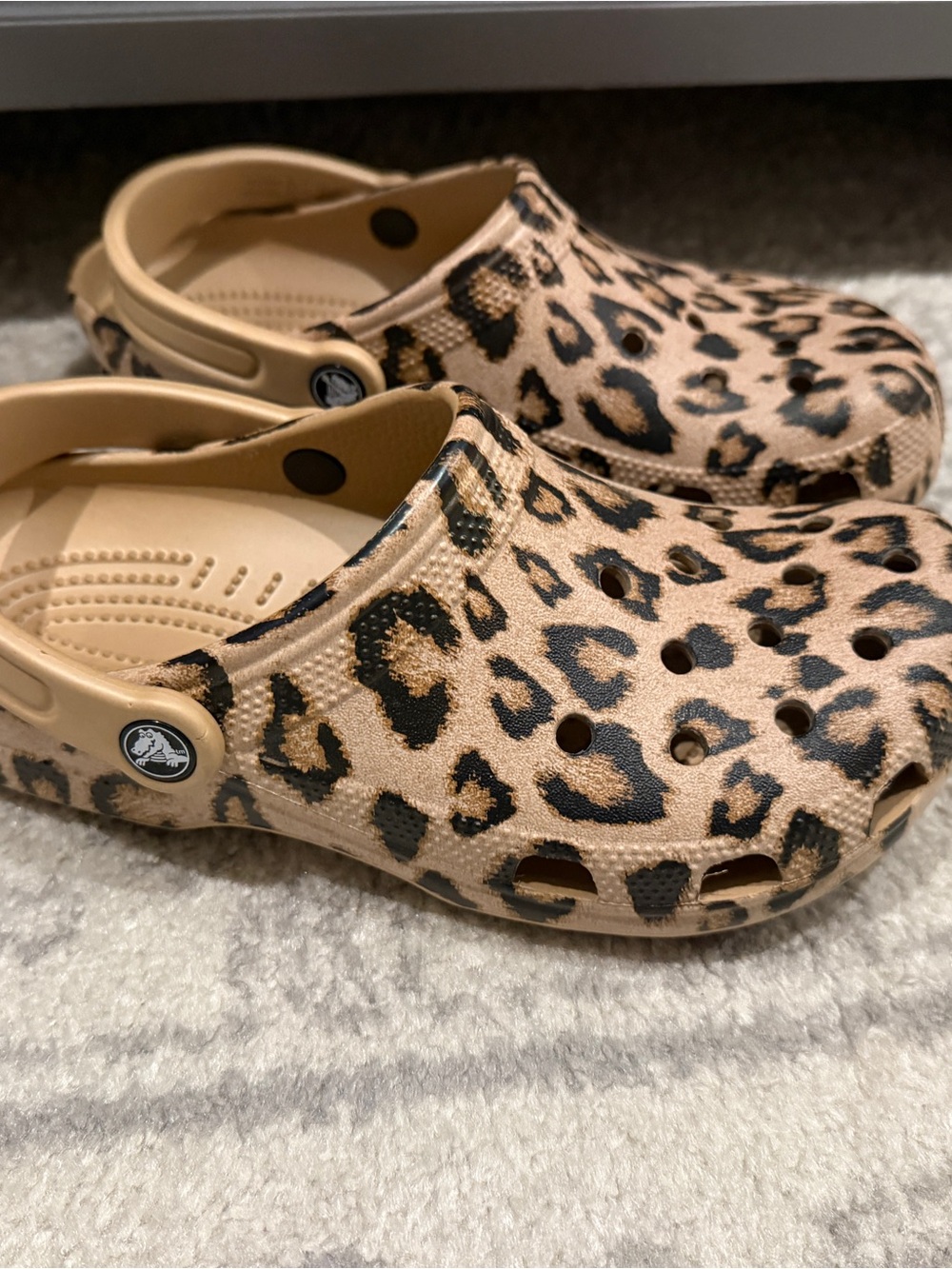 CROCS Leopard Print Clogs - Tan/Black